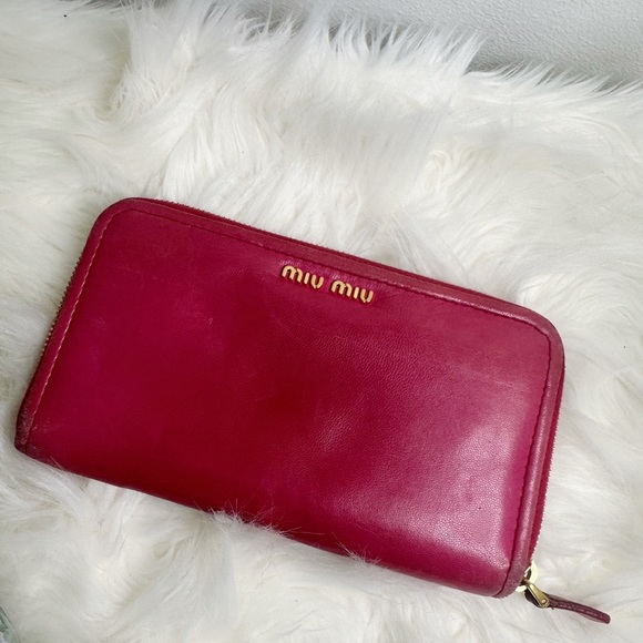 MIU MIU WALLET - Picture 1 of 1